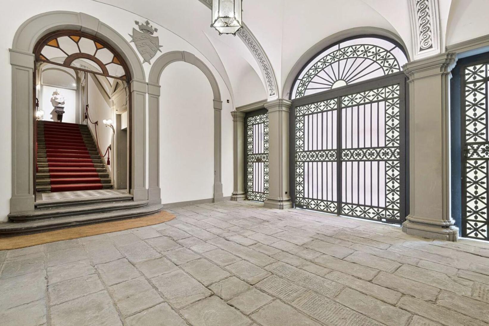Tornabuoni Living
